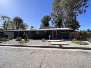 301 Mid-Century Los Angeles