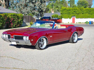 #76,164 Classic 1969 Oldsmobile Cutlass Supreme