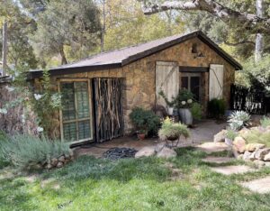 #6133 Stone Cottage Cabin Westlake